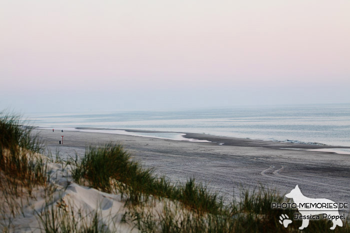 Strandlandschaft und Meer